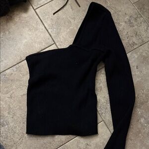 Abercrombie & Fitch Black Off-the-Shoulder Sweater